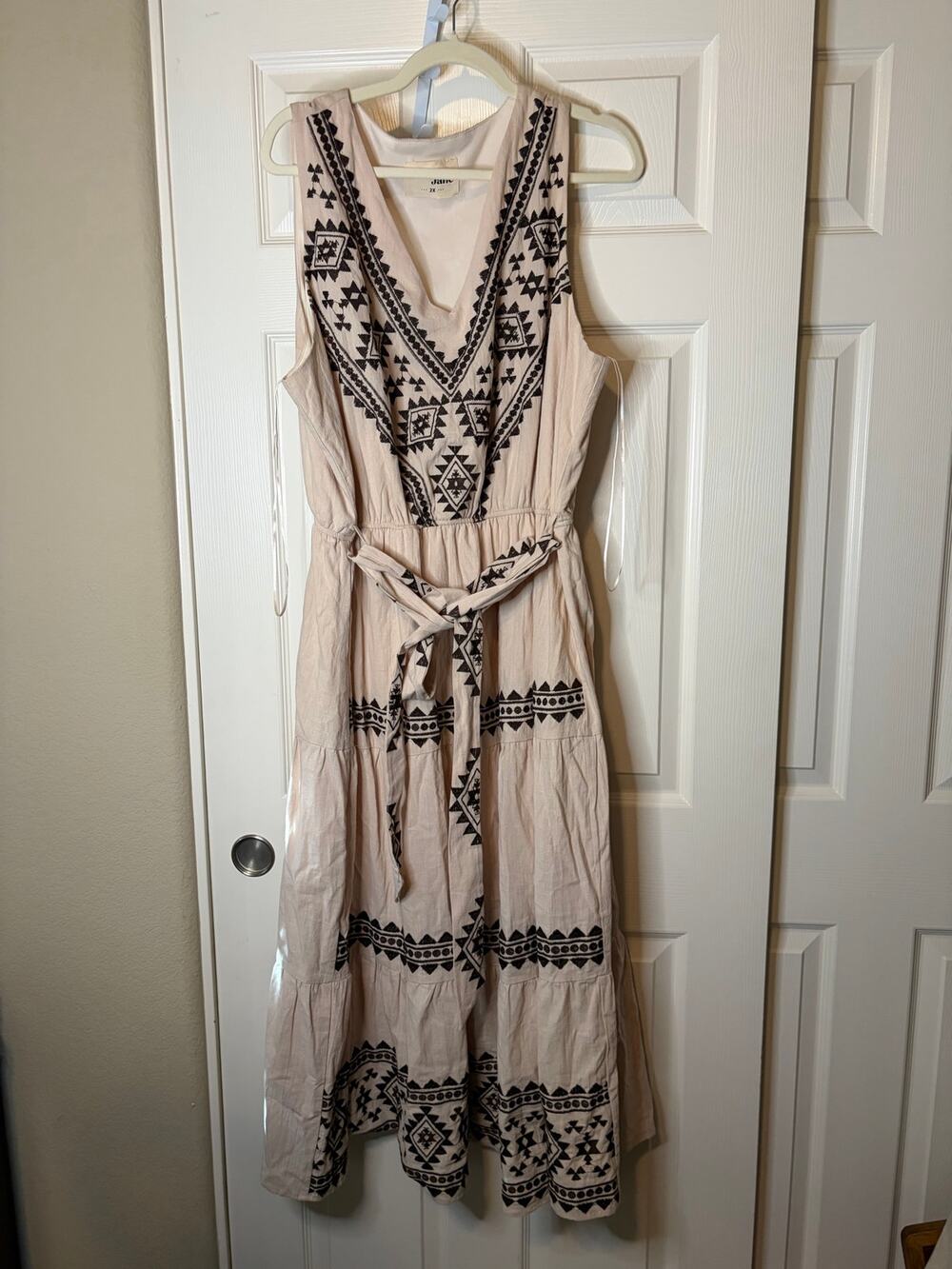 Women’s Savanna Jane Beige Embroidered V Neck Maxi Dress 2X  Boho